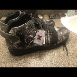 Chad Muska Supra 10.5 N/W tags